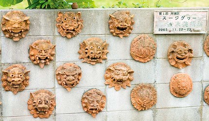 大城集落獅子頭像