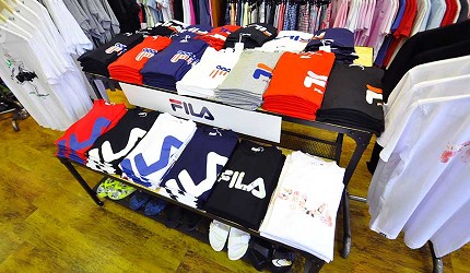 沖绳自由行必买唯一OUTLET「ASHIBINAA」里的运动服饰品牌店家「OP/FILA OUTLET」